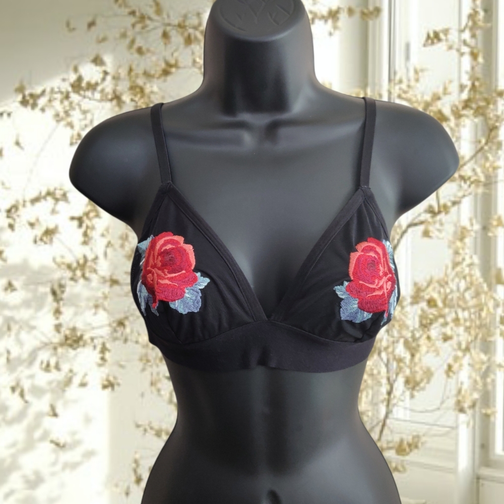 PINK Embroidered Rose Bralette - M